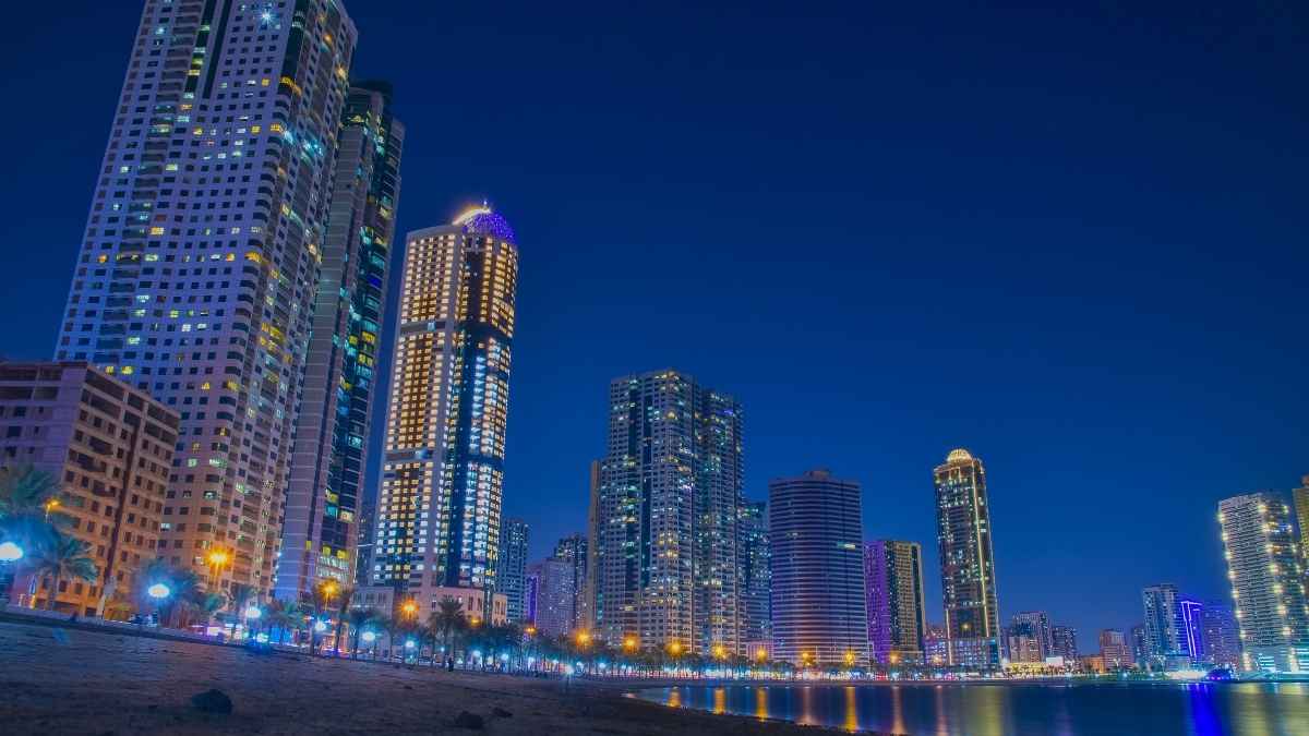 A New 1.8 Km Green Belt Park Running Track With Eco-Friendly Lighting Opens In Sharjah
