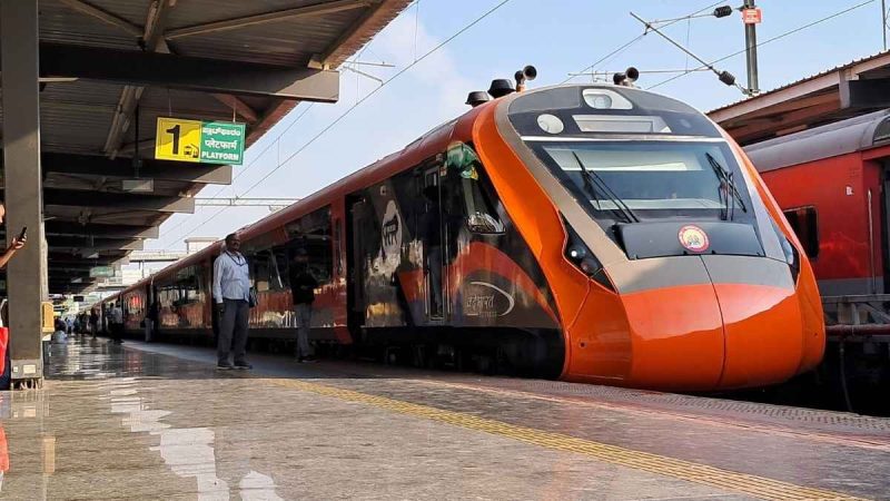 Bengaluru–Mumbai Vande Bharat Sleeper Train May Start By June: Routes, Stops & Details Inside