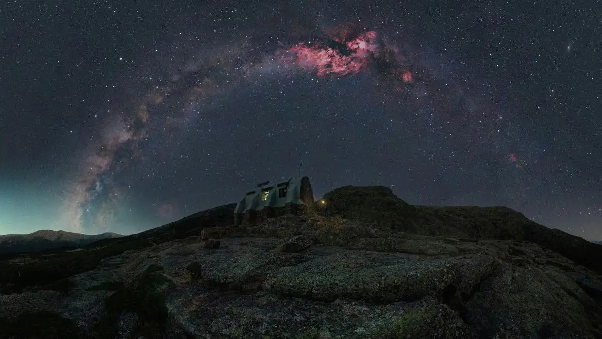 10 Budget-Friendly Dark Sky Destinations In The Middle East For Your First Astro Tourism Experience