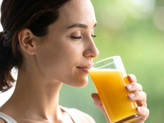 Can Drinking 100% Fruit Juice Improve Mental Health? New Study Says It Can! | Curly Tales