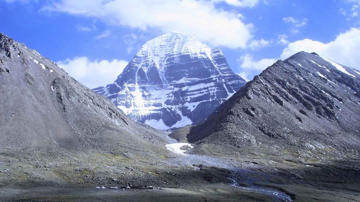Kailash Mansarovar Yatra 2026: After Indians Get Stranded In Nepal, MEA Issues Warning For Pilgrims