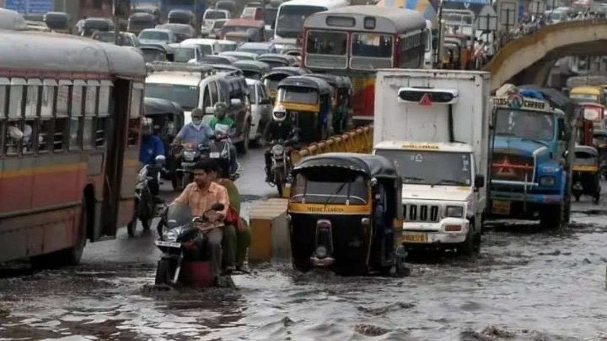 Mumbai Weather: Heavy Rains Flood Roads; Worst-Hit Areas, Traffic Diversions & What To Know