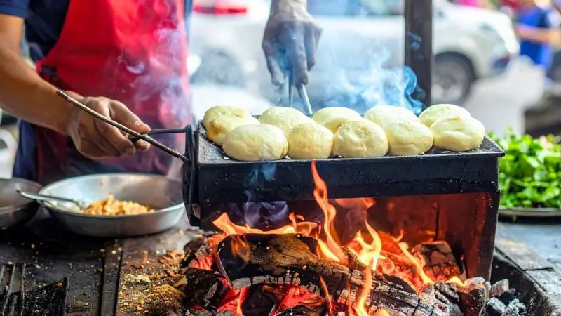 Attention Tamil Nadu Foodies! THESE 6 Cities Will Get Food Streets Serving Hygienic Street Bites