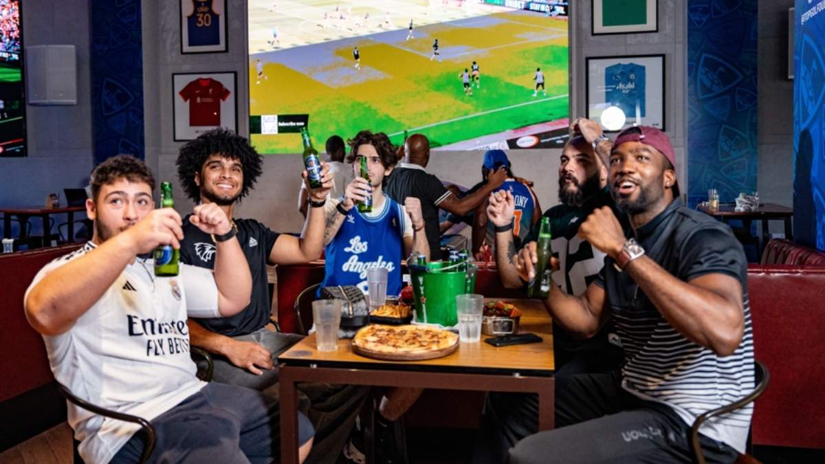 Dubai Football Fans Can Watch FIFA Matches With Games, Food & Prizes At Topgolf