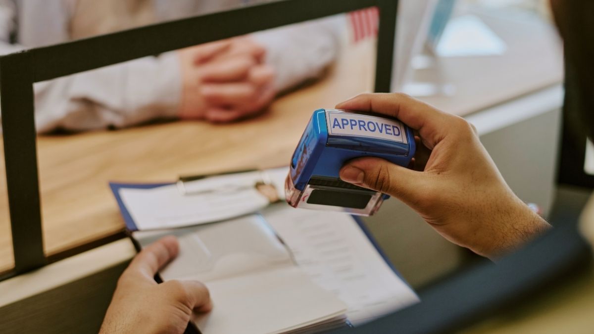 In Just 48Hrs, Visitors Can Secure A UAE Single-Entry Tourist Visa For Up To 60 Days
