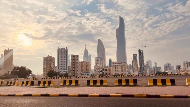 Kuwait: Delivery Motorcycle Riders Banned From Roads During Peak Heat Hours In Summer
