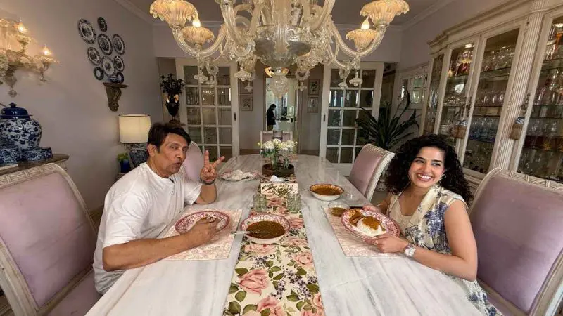 Shekhar Suman Shares Cooking Tips He Learnt From His Mom; Finds Cooking Therapeutic