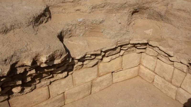 Archaeologists Uncover Rare 4,000-Year-Old Communal Burial Tomb in Al Ain, Abu Dhabi