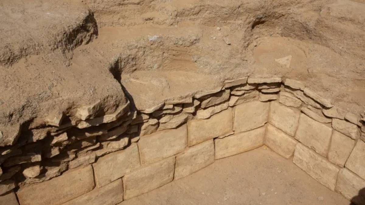Archaeologists Uncover Rare 4,000-Year-Old Communal Burial Tomb in Al Ain, Abu Dhabi