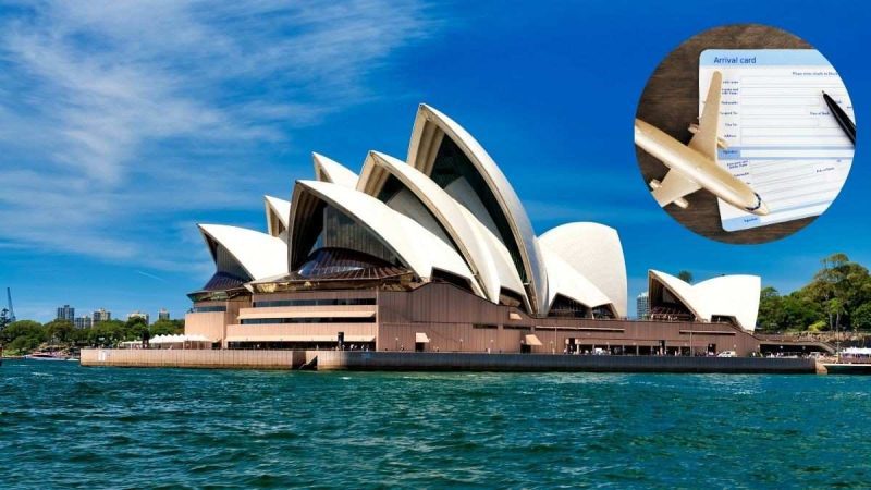 What Is Australia’s Arrival Card For Travellers & Why Is It Going Digital?