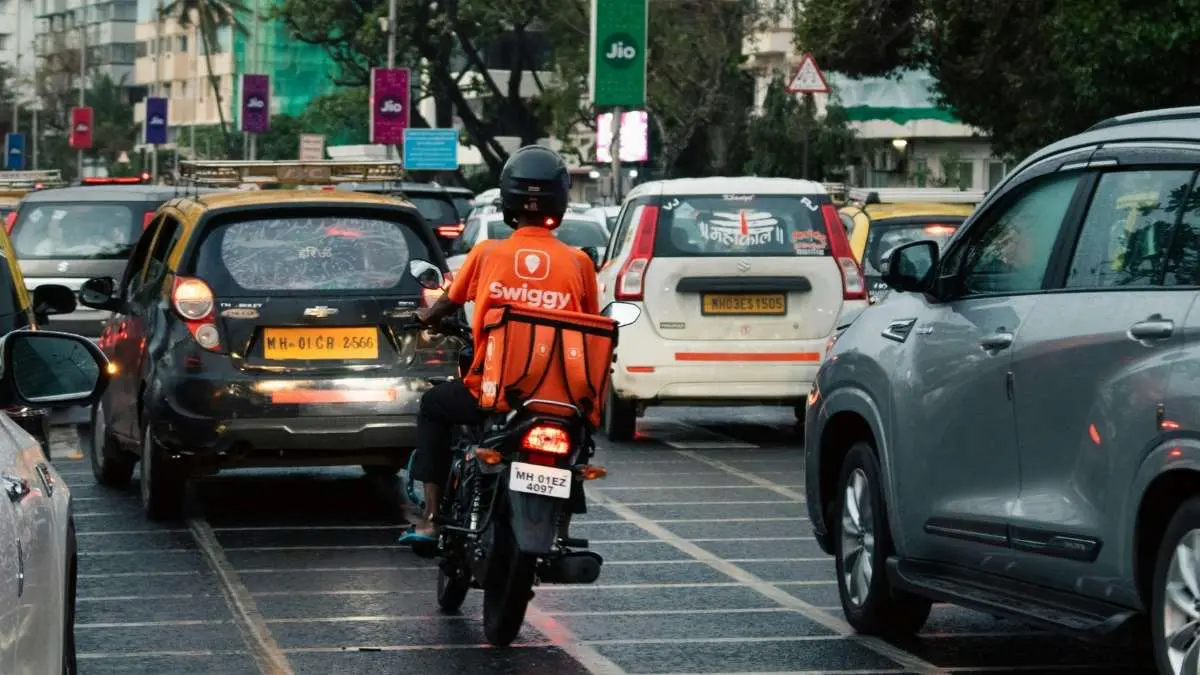 Why Bengaluru Restaurants Are Threatening To Quit Swiggy & Zomato From August 15
