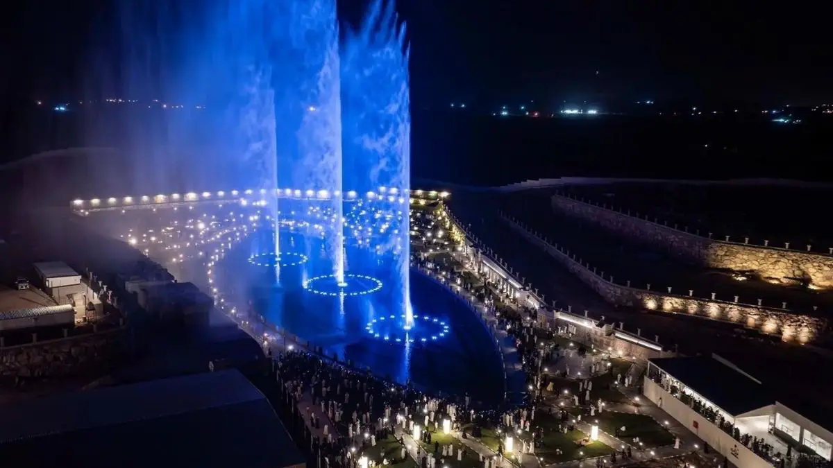 Saudi Arabia’s Tallest Dancing Fountain At 120 M High Is Now Open In Asir Region’s Al Wadi Resort