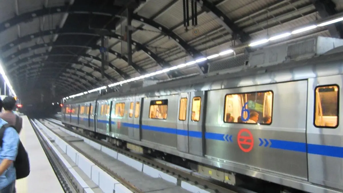 Delhi Metro Update: 18 Stations Closed, No Interchange, Janpath Stop Covered With Newspapers