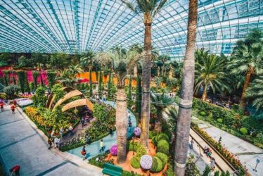 best airport layovers