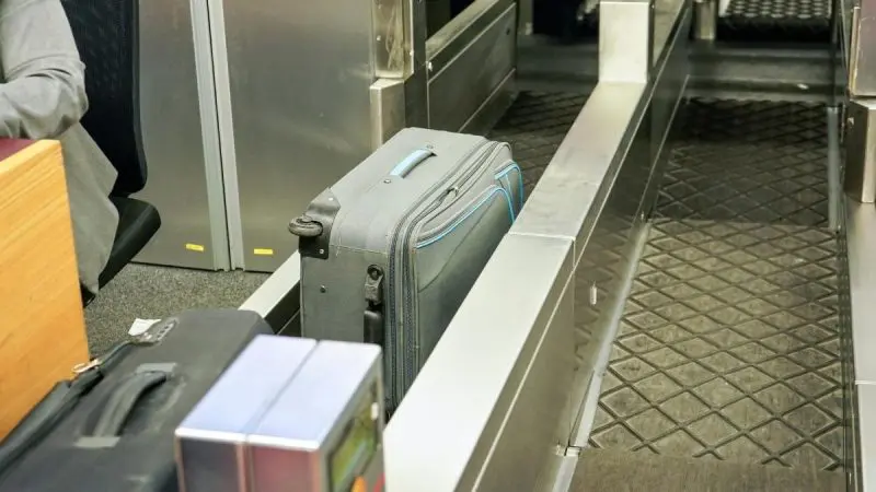 Flying From India To The UAE In 2026? Here’s What To Skip When Packing Bags!