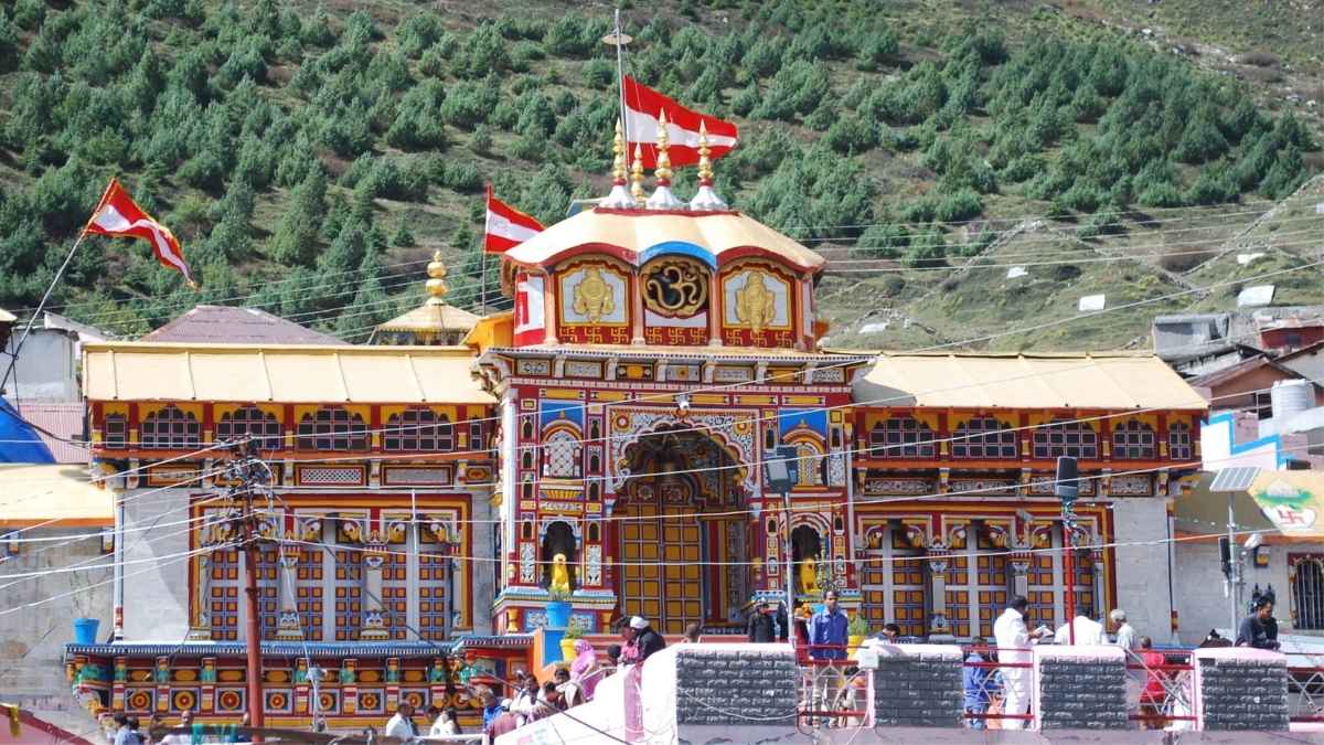 Badrinath National Highway Temporarily Closed After Debris Fall; Pilgrims Advised To Avoid Travel