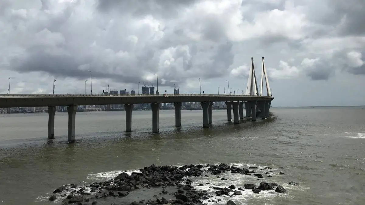 Mumbai’s Bandra Fort May Soon Get A Viewing Deck As Part Of ₹17.85-Crore Coastal Protection Project