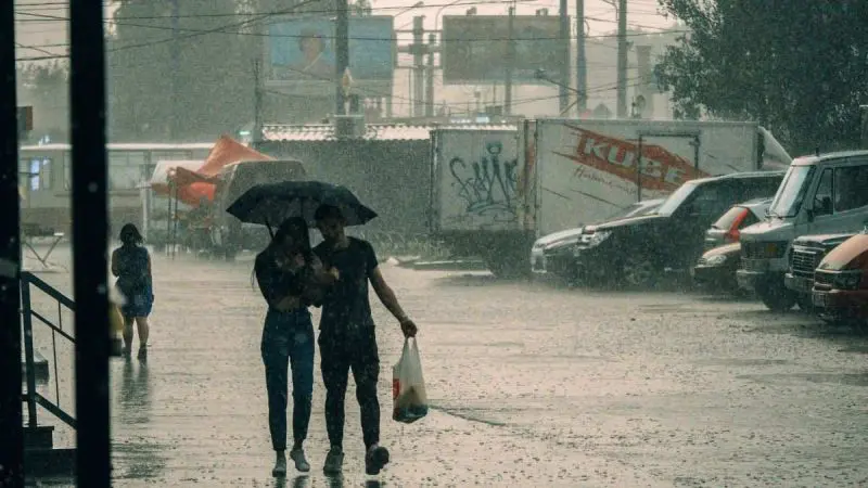 India Weather: Rain Alert In Delhi-NCR, West Bengal & Maharashtra; Check Recent Updates Here