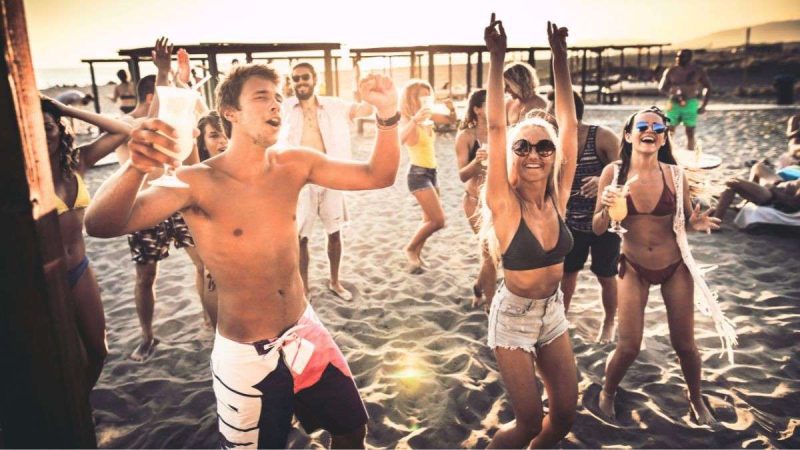 Goa Tourists, Attention! You May Get Fined ₹1 Lakh For These 10 Off-Limit Things