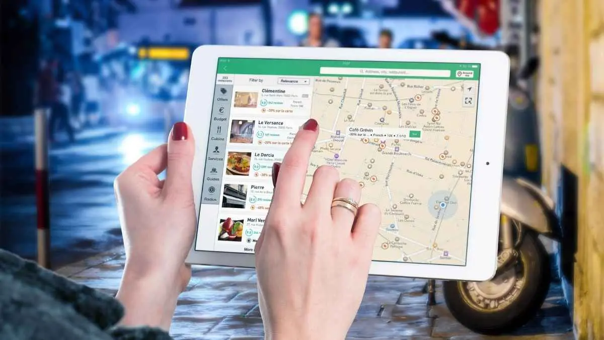 How To Use Google Maps’ New Feature To Order Food & Book Hotels On Trips?