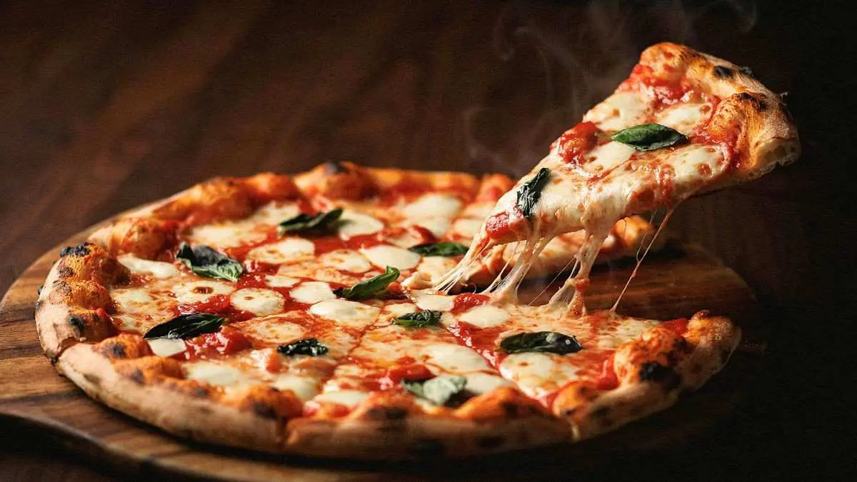 Gujarat Bans Analogue Dairy: Will Pizzas, Sandwiches & Paneer Dishes Now Cost More?