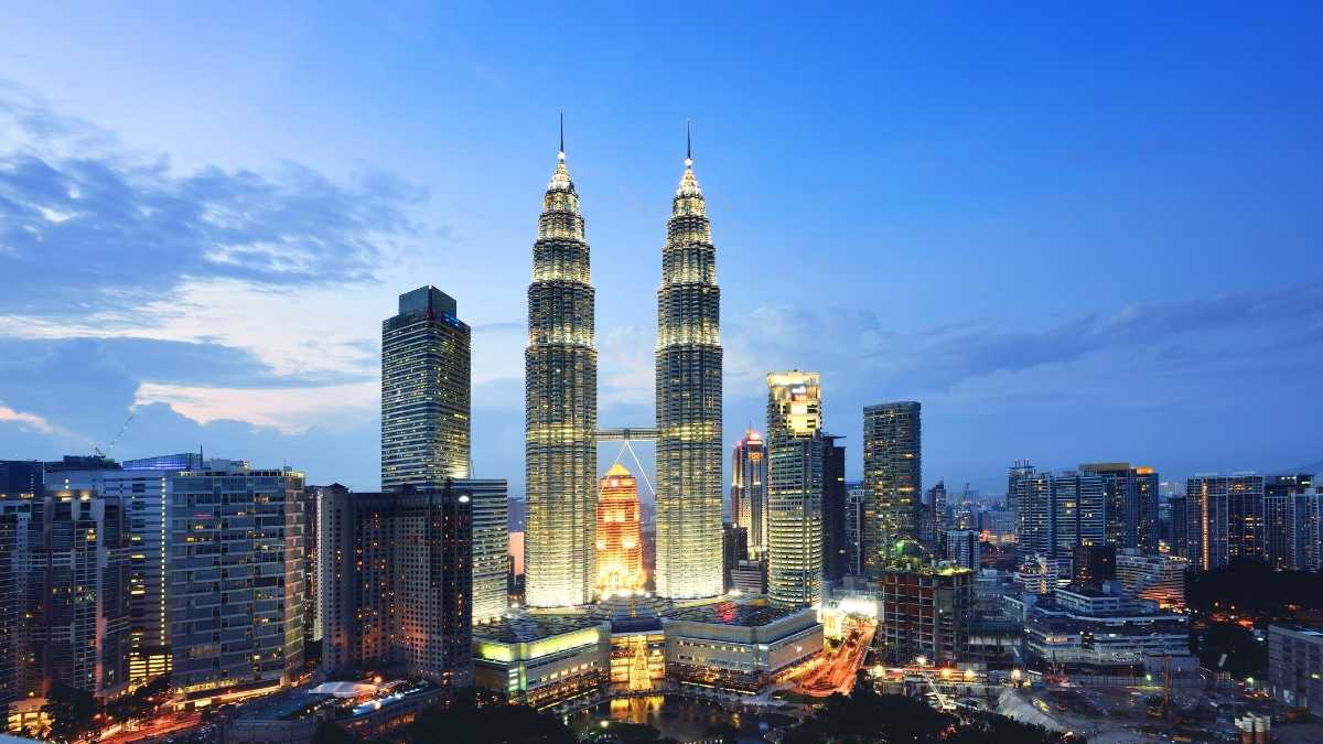 IRCTC’s 7-Day Malaysia Tour Starts At ₹1.47 Lakh; Covers Flights, Hotels, & More