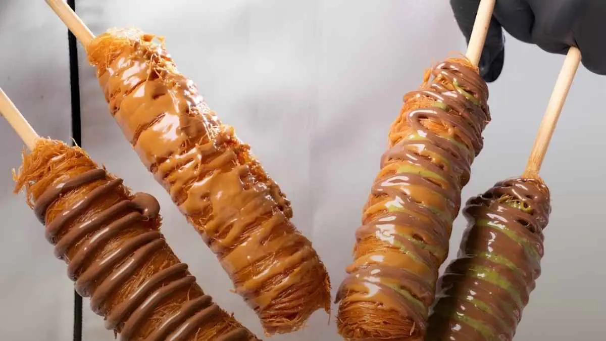 India’s First-Ever Kunafa Stick Is In Hyderabad With Unreal Cheese Pull! 