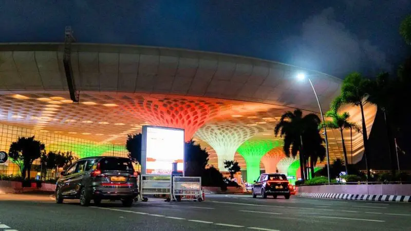 In Pics: Mumbai Airport Marks India’s 80th Independence Day With Stunning Tricolour Lighting