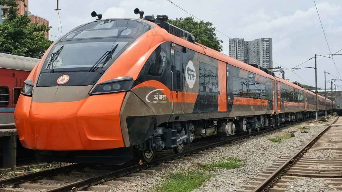 50 Vande Bharat Sleeper Trains For Long-Distance Routes Coming Soon With 24 Coaches Each
