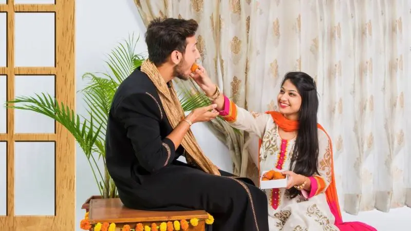 857 Rakhi Orders Per Min, Chocolate & Mithai Orders Up 30%, How India Celebrated Raksha Bandhan 2026