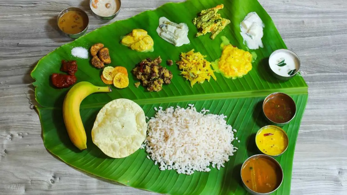 Avial, Thoran, Olan & Pachadi: A Beginner’s Guide To An Onam Sadya Feast