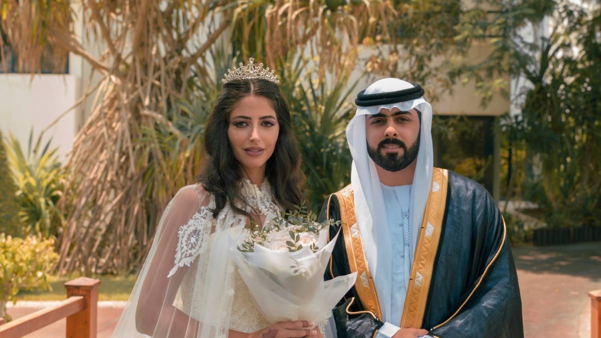 UAE Has A New ‘Auntee’ Who Will Find You An Apt. Partner Using A 15-Min Voice Interview!