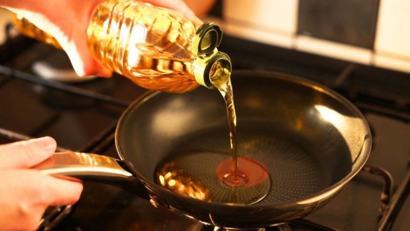 Cooking Oil To Get Cheaper In India? Centre Cuts Import Taxes On 6 Major Edible Oils
