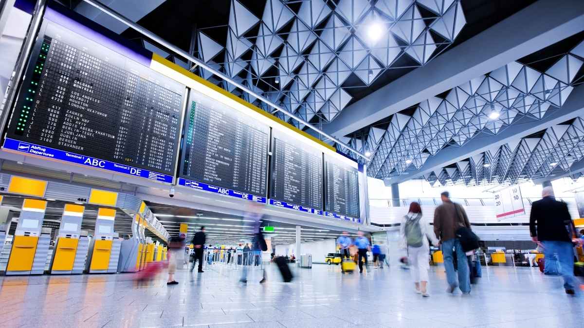 Dubai Airport’s ‘Click And Travel’ Service Lets You Breeze Through Immigration In Seconds