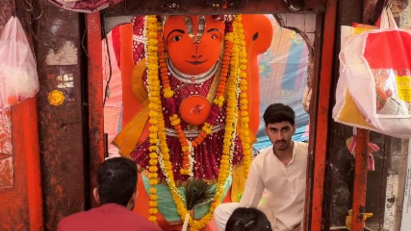 Why Won’t Ujjain’s Khade Hanuman Move? The 170-Year-Old Idol That Has Baffled Engineers