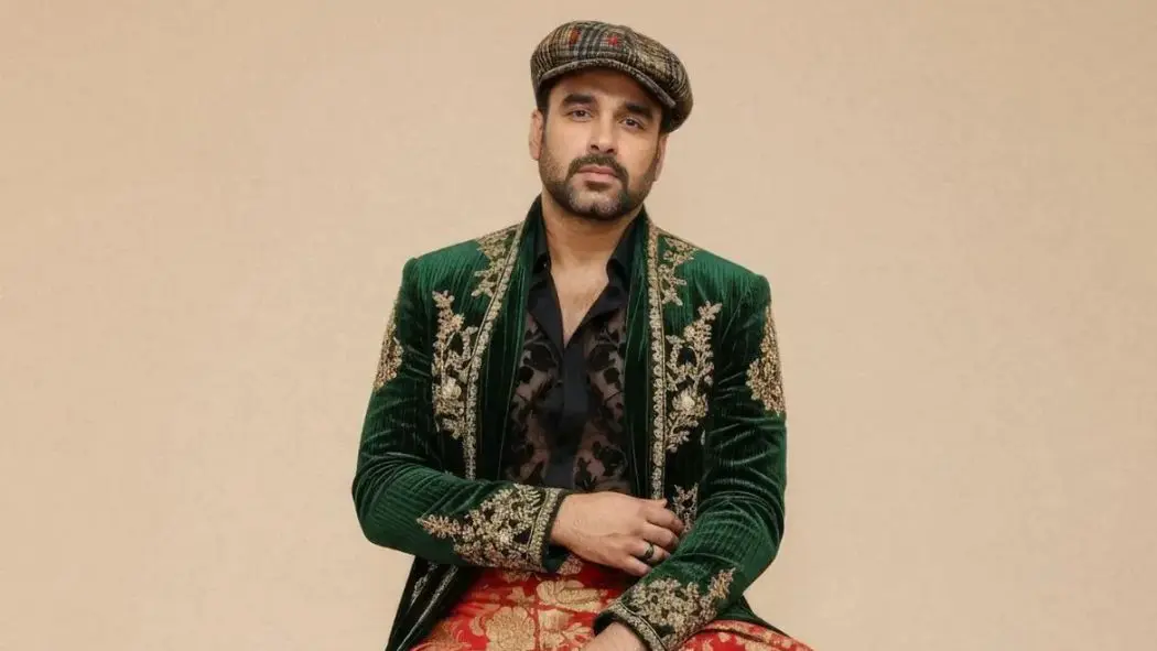 Pankaj Tripathi’s 30-Minute Meal Rule Is All About Mindful Eating; Why You Must Follow It