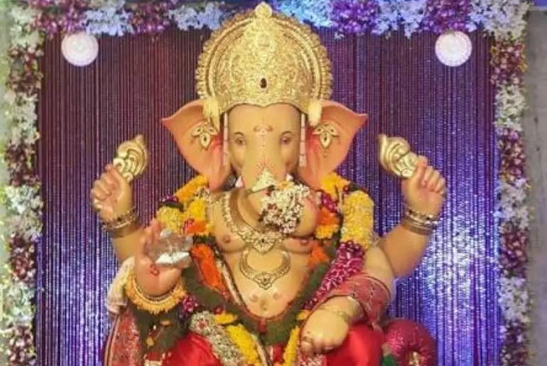 ganesh pandal mumbai