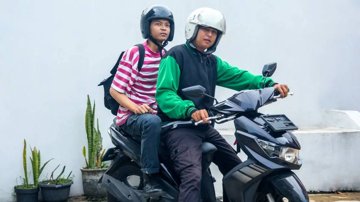 Are Bike Taxis Coming To More Indian States? Nitin Gadkari Urges States To Allow 2-Wheeler Taxis
