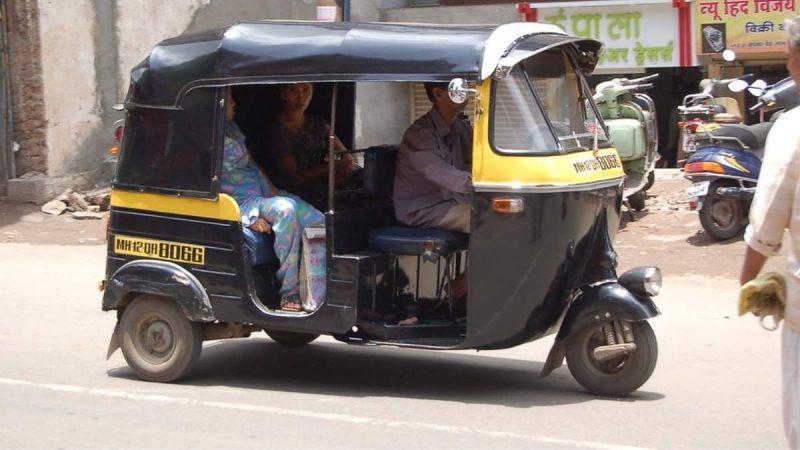 Auto-Taxi Drivers In Maharashtra To Get ₹10,000 Aid, Insurance & Scholarships!