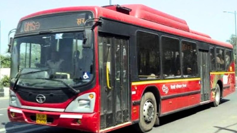 End Of An Era: Delhi’s Last Red CNG DTC Bus Retires After 15 Years On The Roads