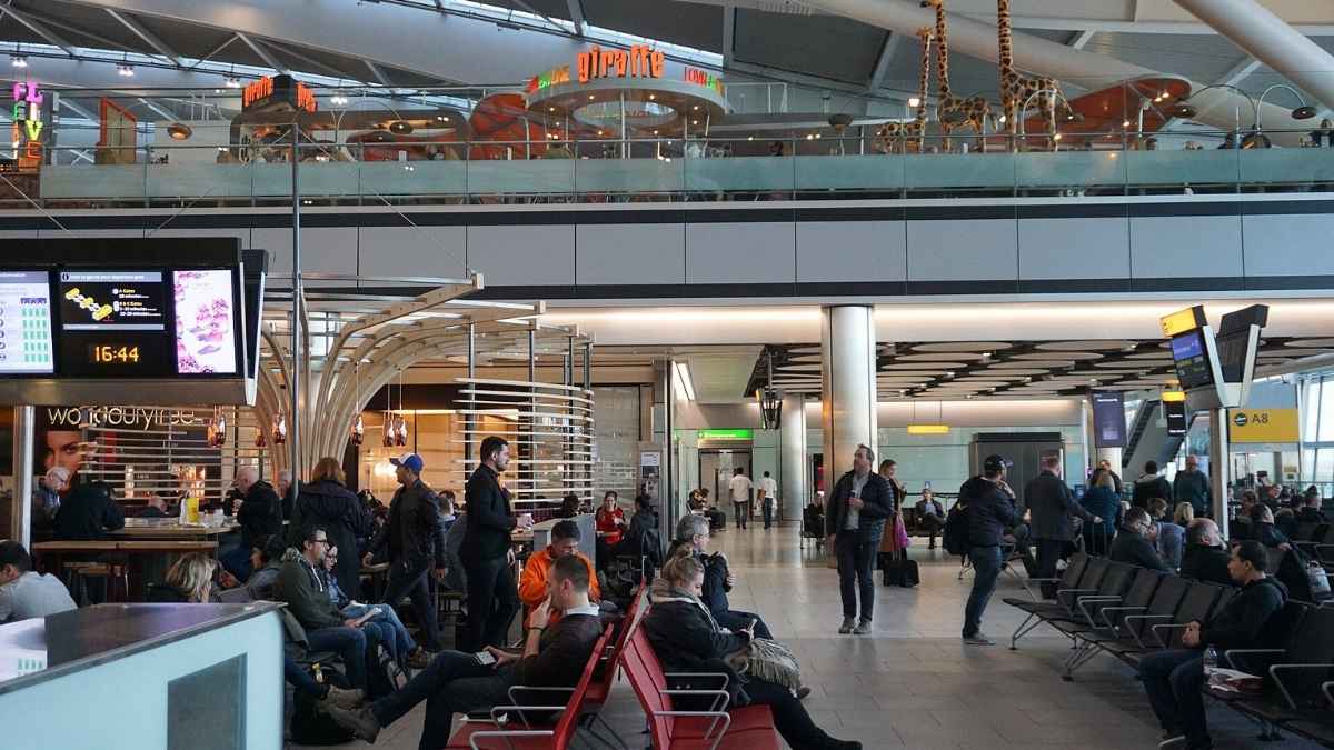 Why Were 1,000 Flights Cancelled At UK Airports? Air India & British Airways Issue Travel Advisory