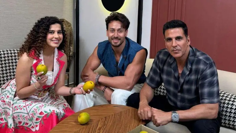Why Akshay Kumar Believes Gujarati Thali Beats Trending Avocado & Edamame 