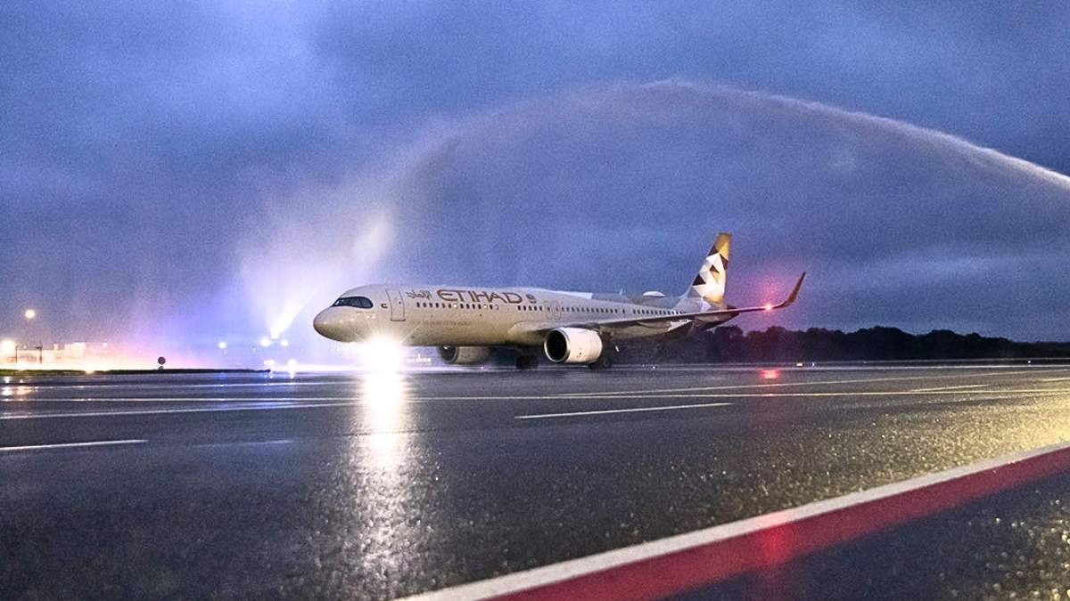 UAE Gets Its First Direct Flight To Calgary As Etihad Opens New Canada Route