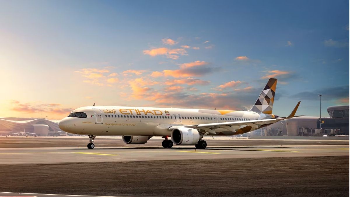 Etihad Extends UAE-Saudi Flight Cancellations Until October 13 After Riyadh Airport Disruptions