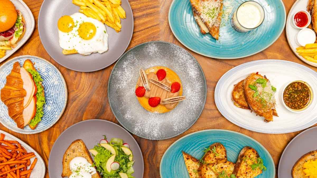 A New Pet-Friendly Cafe In JVC Offers Playful Vibes & Delish Dishes Like Butter Chicken Roll