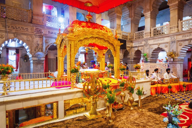 Gurudwaras in delhi