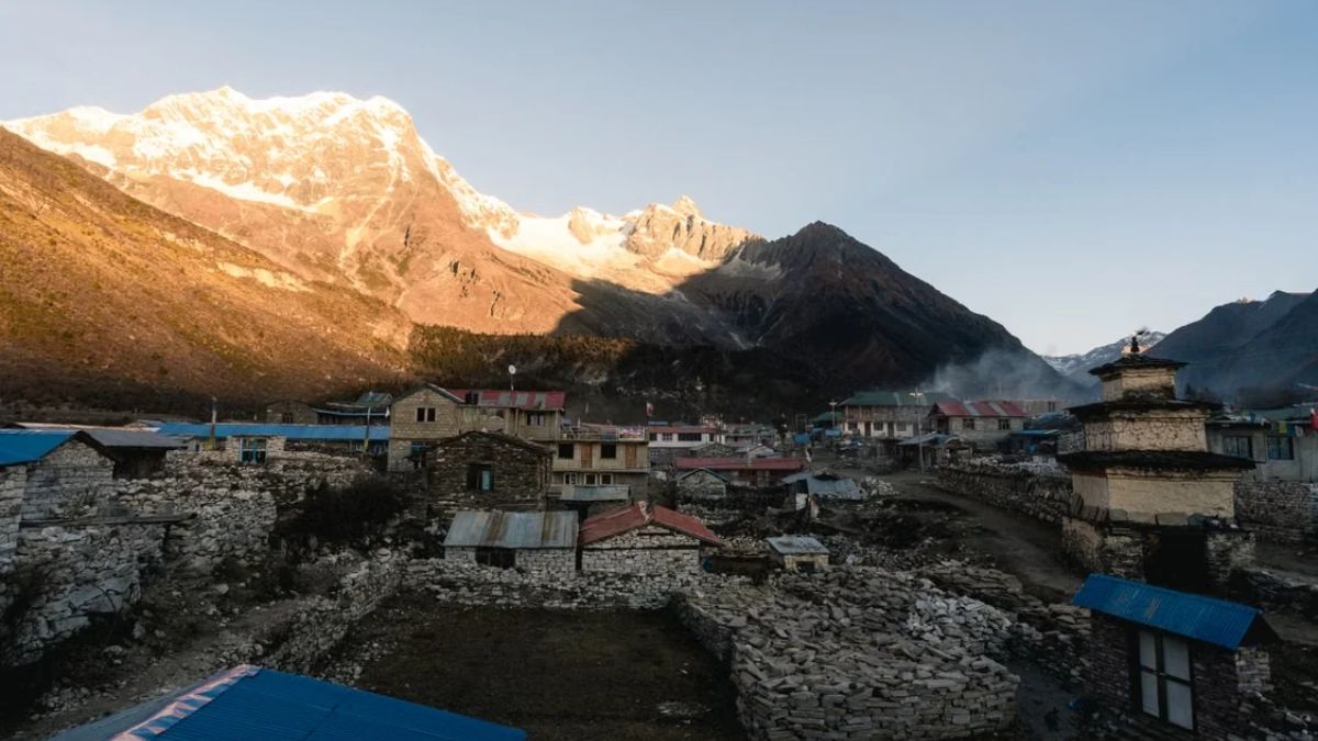 Nepal Warns Tourists Against Himalayan Travel From October 29 To 31 Amid Snowfall Alert
