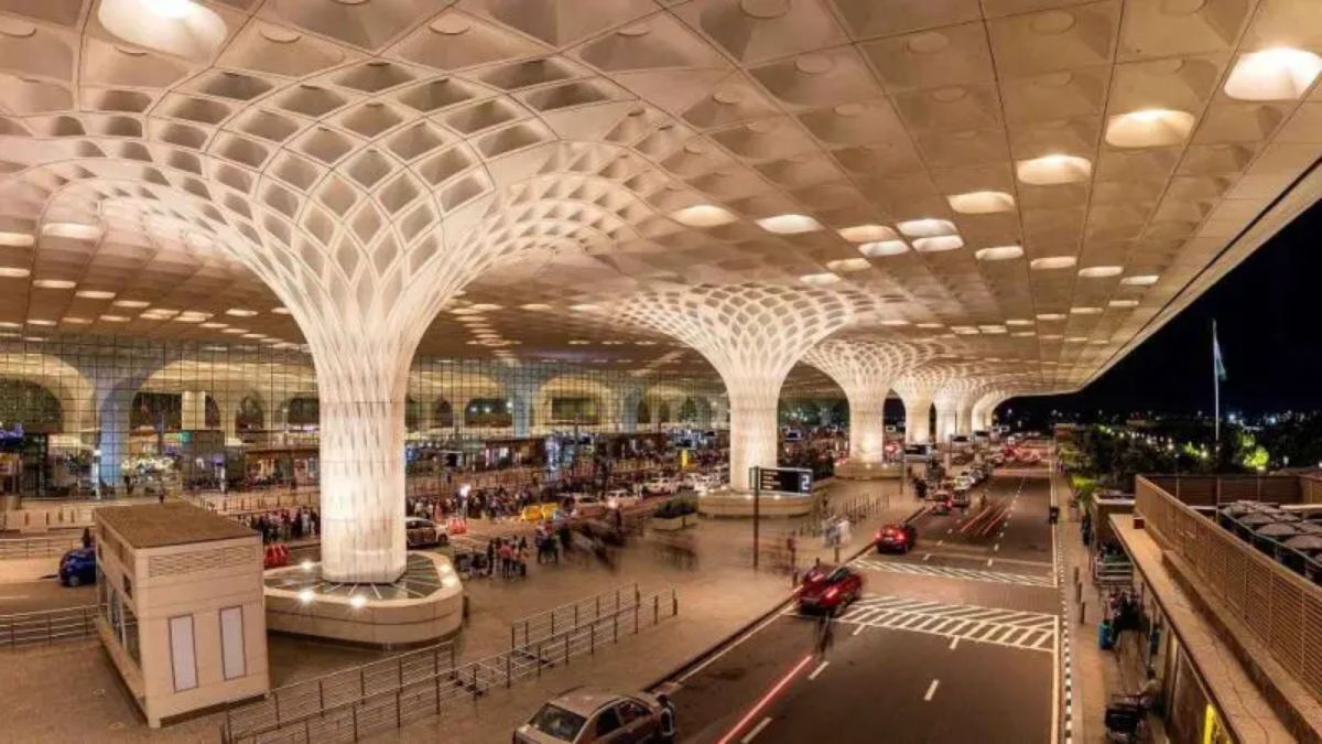 Mumbai Airport: Network Glitch Lasts Over An Hour, 327 Flights Delayed And 13% Cancelled