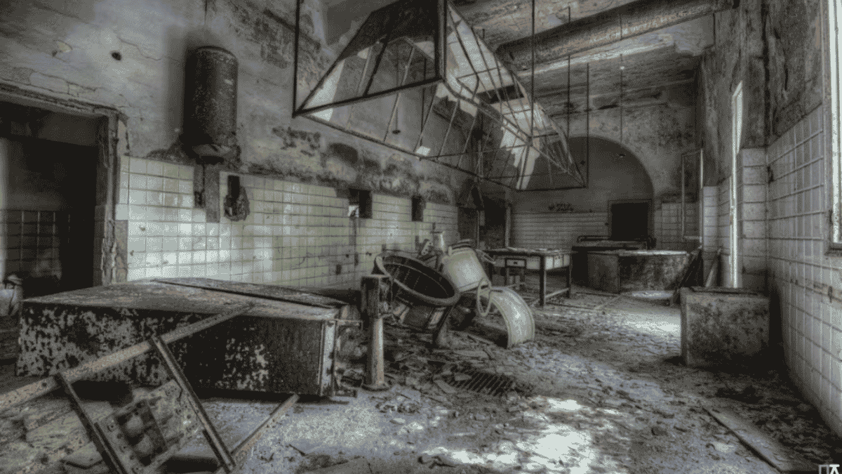 8 Eerie Islands Around The World With Sinister Past Lives And Rules You Dare Not Break