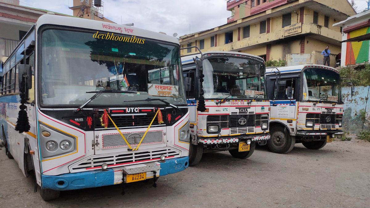 9% Indians Use Public Transport For Work Commutes, 43% Rely On Two-Wheelers